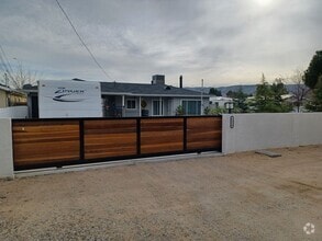 Building Photo - 5314 W Ave L