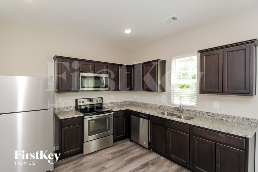 Building Photo - 29 Tabasco Cat Ct