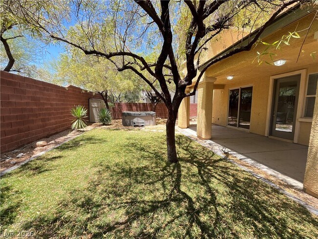 Building Photo - 5547 Fairmeade Way