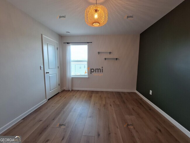 Building Photo - 4644 Piston Jct SW