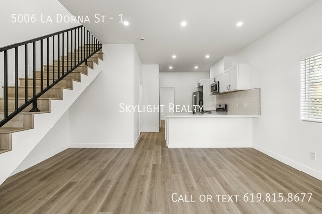 Building Photo - 5006 La Dorna St