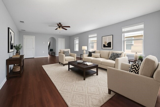 Building Photo - 1303 Alhambra Crest Dr