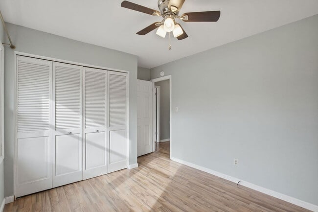 Building Photo - 21580 Columbia St