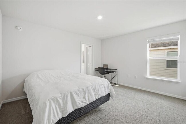 Building Photo - 2731 Idyll Lks Cir