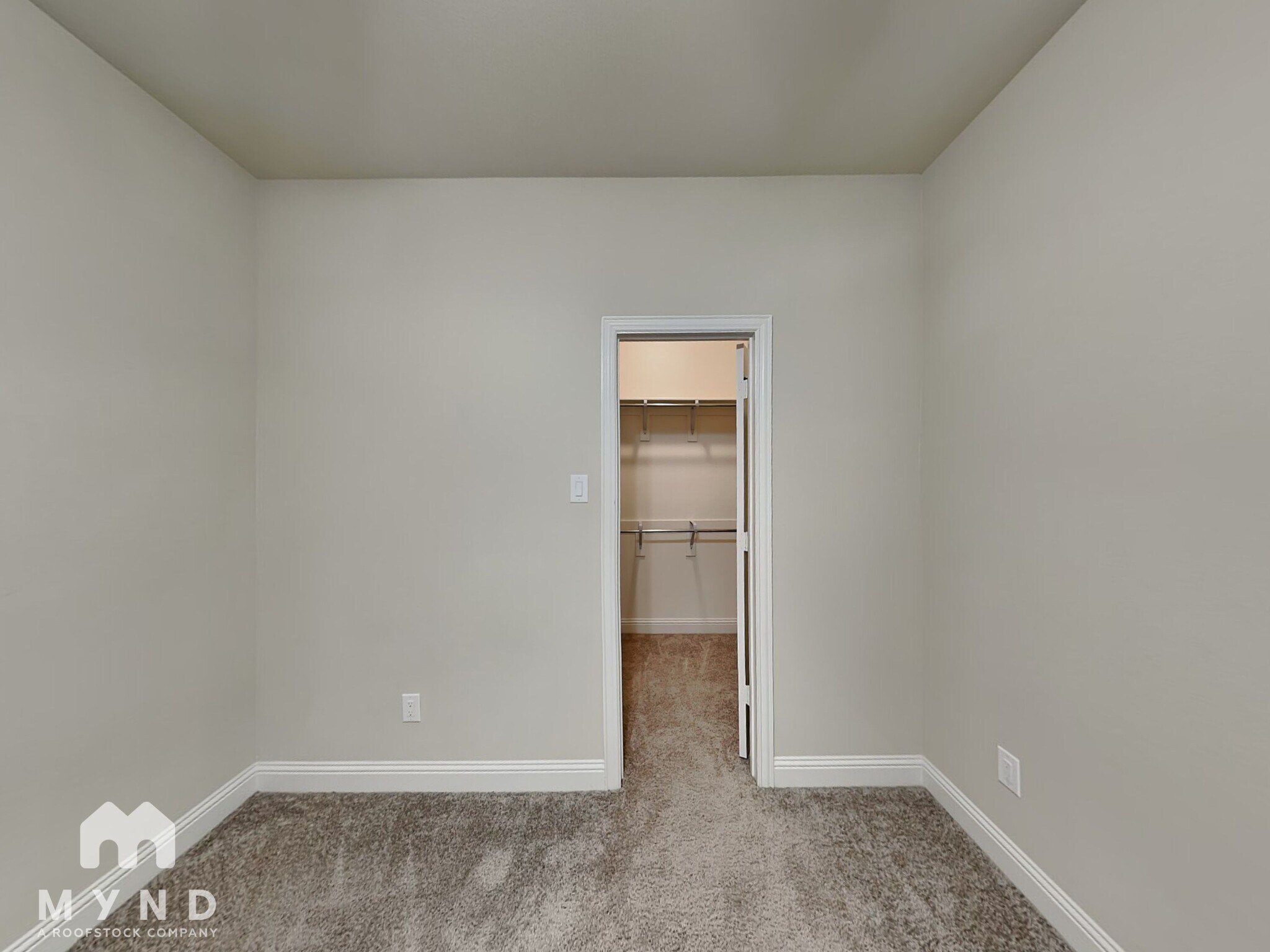 Building Photo - 4144 Riverside Dr