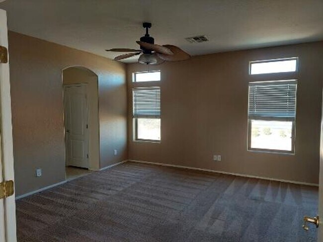 Building Photo - GORGEOUS MARICOPA HOME WITH POOL!