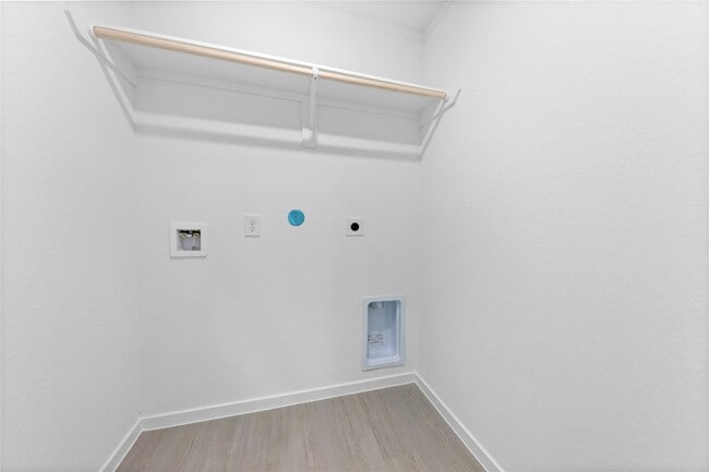 Building Photo - 5130 Red Drum Dr