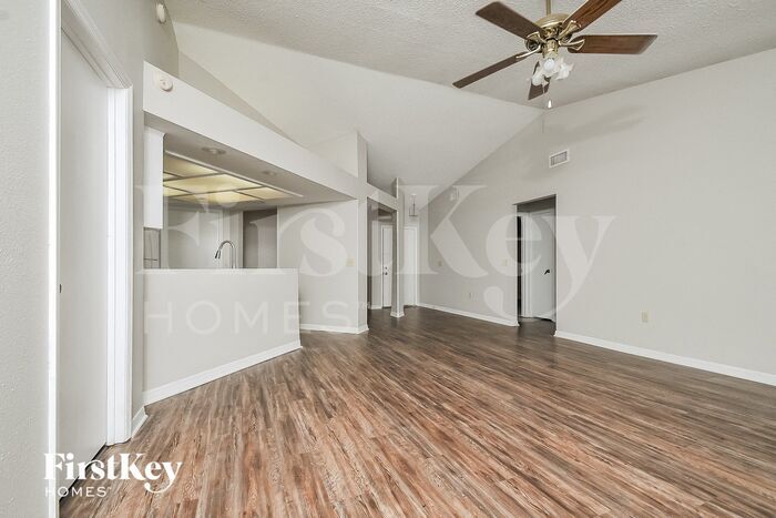 Building Photo - 1050 Walt Williams Rd