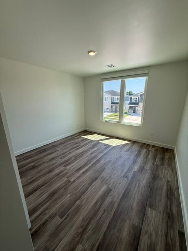 Building Photo - 1020 Prestige Pl