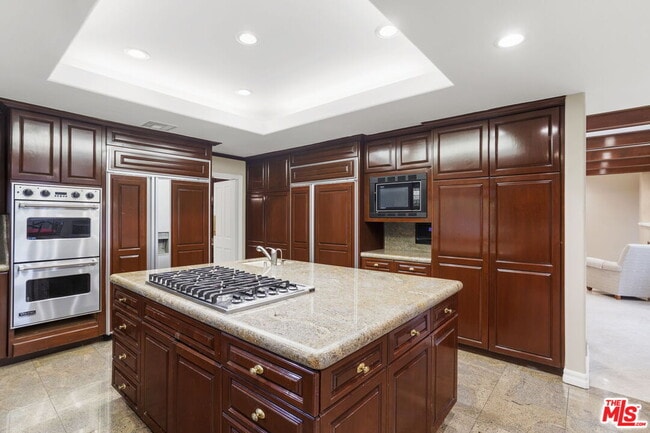 Building Photo - 4055 Nogales Dr