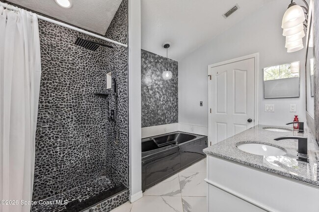 Building Photo - 5695 Graham St