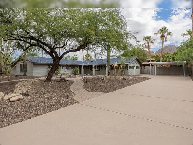 Primary Photo - 5301 N 43rd Pl