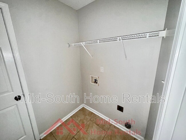Building Photo - 55 Oakridge Cove