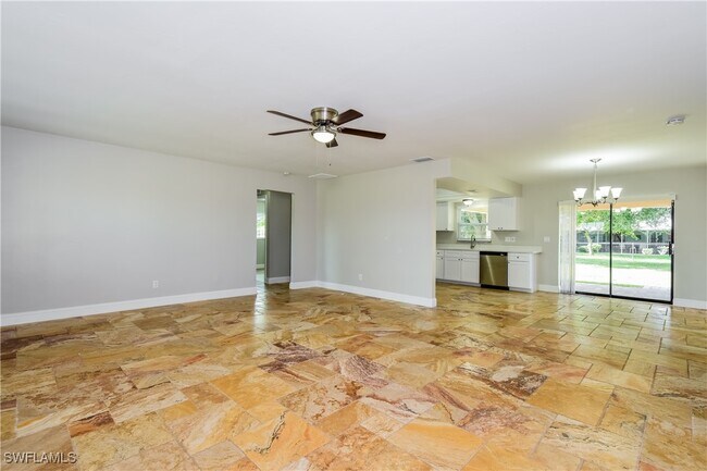 Primary Photo - 1326 SW 10th Pl