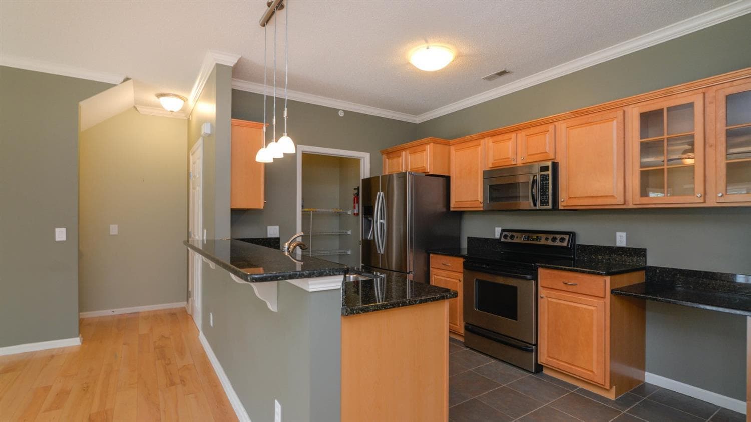 Building Photo - 273 Scio Village Ct