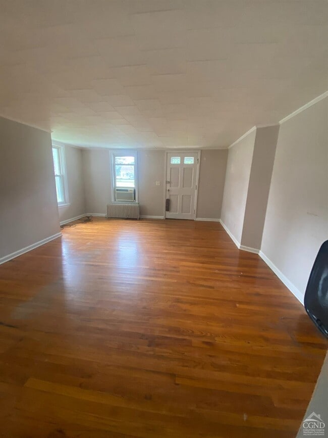 Building Photo - 211 Mansion St