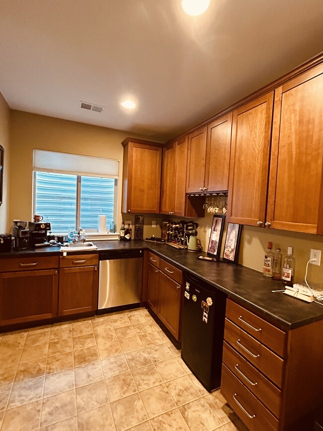 Building Photo - 9067 E 35th Ave