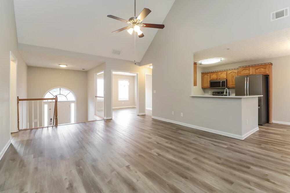Building Photo - 215 Trelawney Pl