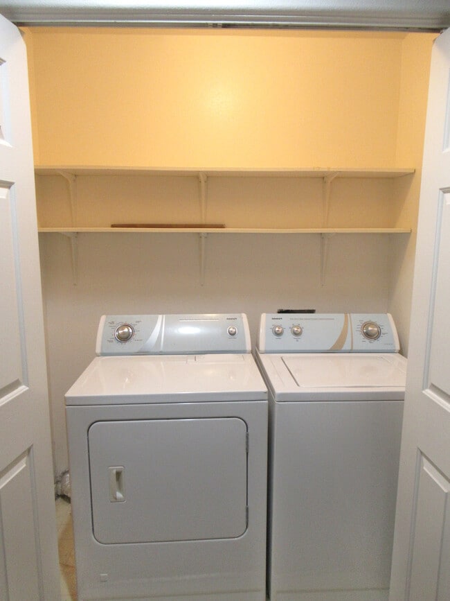 Building Photo - 29840 Landau Blvd