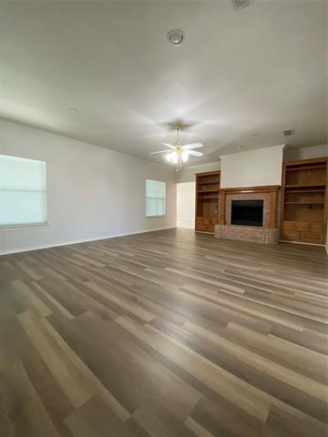 Building Photo - 4763 Red Oak Cir
