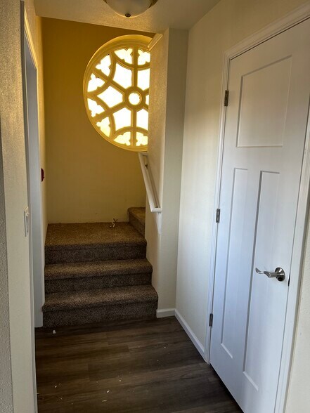 Building Photo - 119 Oxford S St