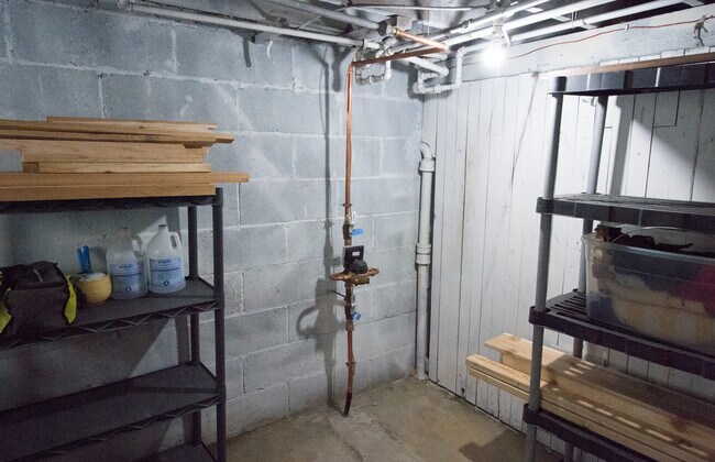 Building Photo - 3410 N Booth St