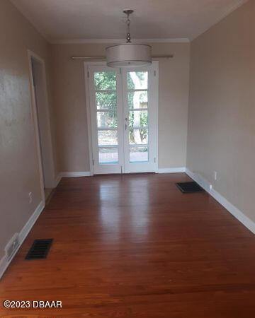 Building Photo - 325 Ribault Ave