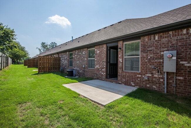Building Photo - ***240-B Commercial***