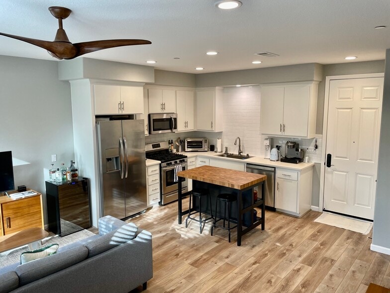 Unit 3728 (2023) - 3626 Chestnut St