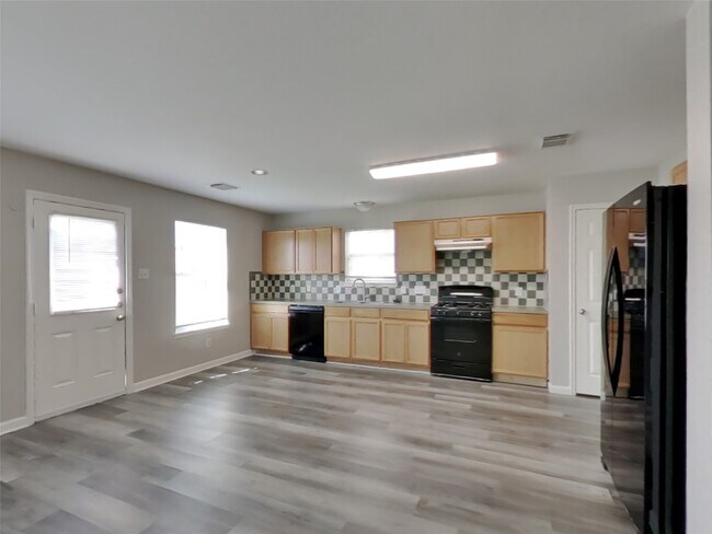 Building Photo - 2642 Skyview Shadows Ct