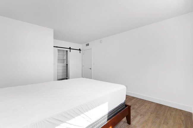 Building Photo - 1439 S Ocean Blvd