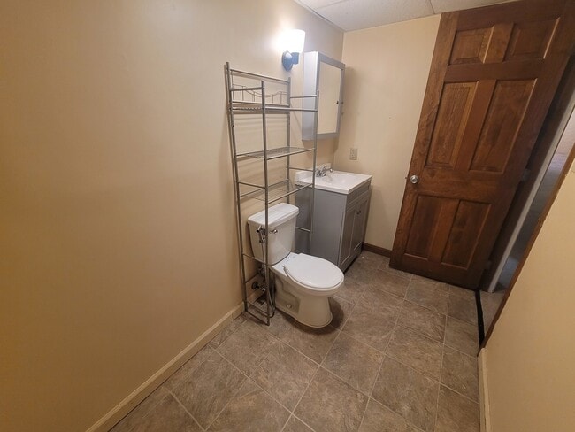 Building Photo - 524 N 34th St