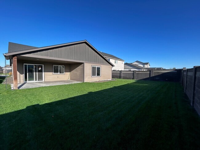 Building Photo - 6413 Springer Ln