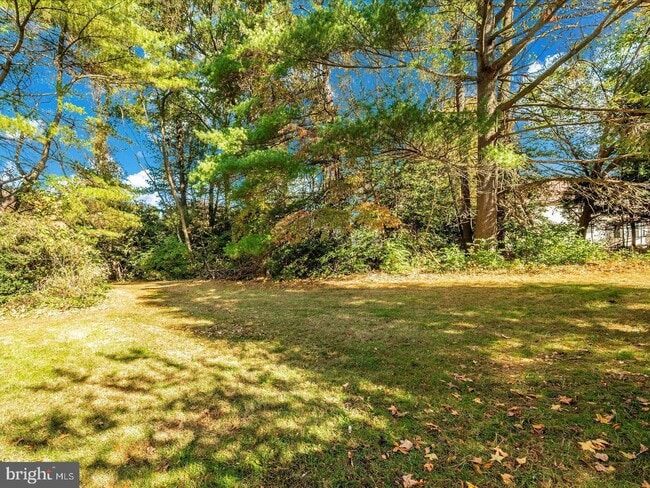 Building Photo - 15505 Villisca Terrace