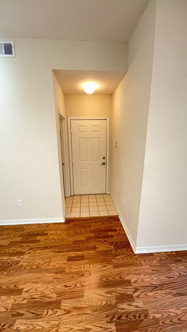 Building Photo - Beautiful 2 Bedroom 2 bath condo for Rent ...