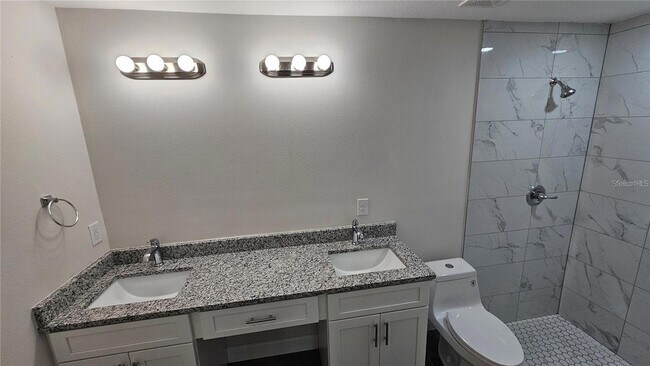 Building Photo - 602 Lime Ave