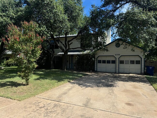 Building Photo - 4204 Everest Ln