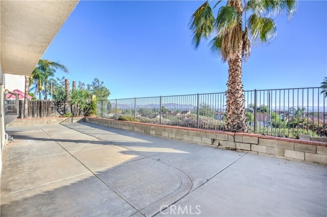 Building Photo - 22355 Climbing Rose Dr