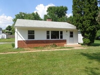 Building Photo - 607 Waterloo Rd