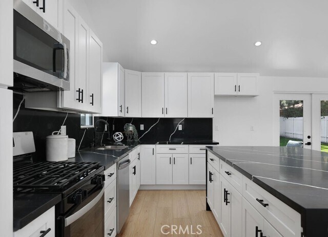 Building Photo - 22054 Avenue San Luis