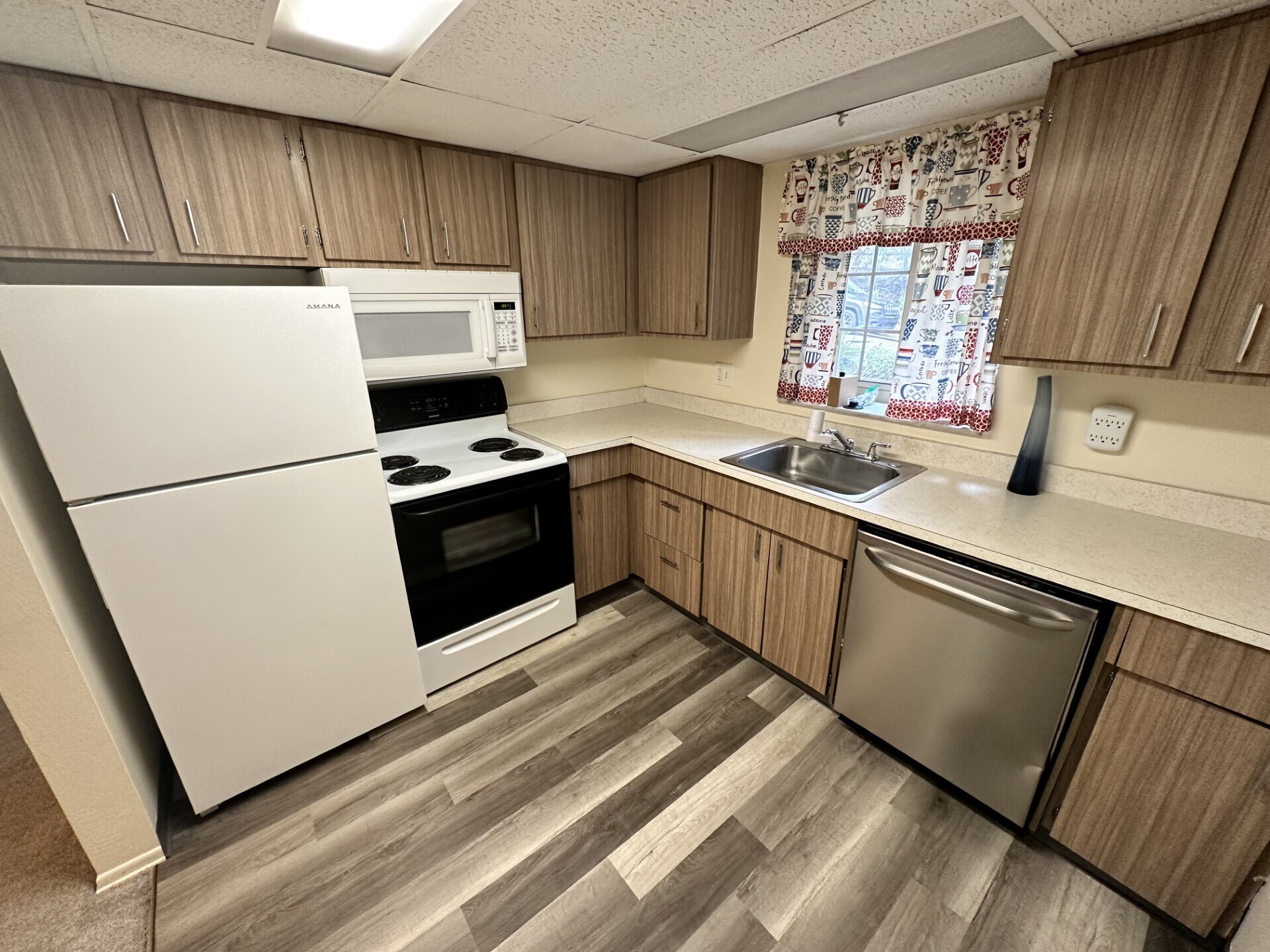 Building Photo - 301 Bigham St
