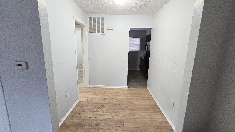 Building Photo - 1939 Perth St