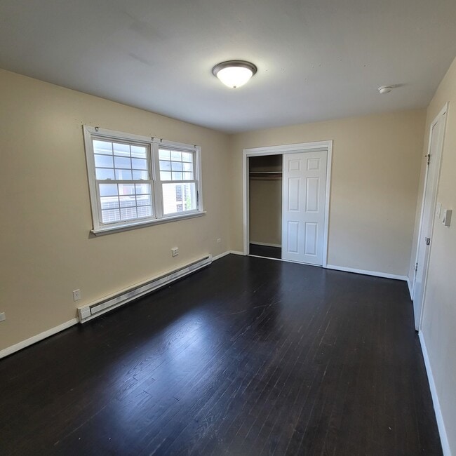 Building Photo - 2110 Hebron Ave