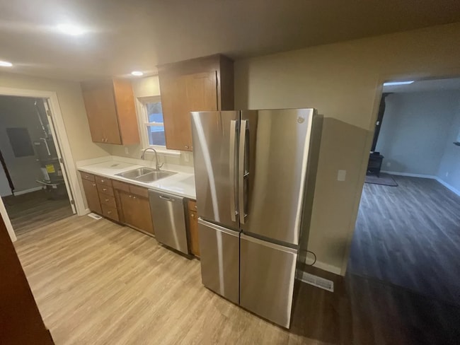 Building Photo - 7806 76th Ave SW