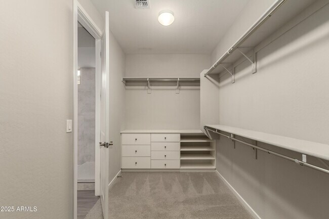 Building Photo - 3551 E Louise Dr