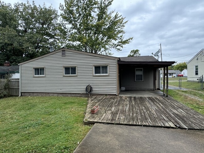Building Photo - 2510 Poplar St