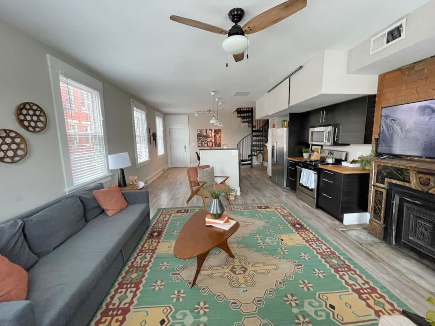 Building Photo - 1470 Goetz Alley