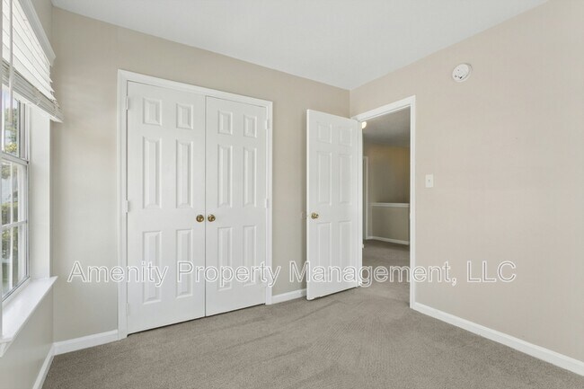 Building Photo - 321 Warwick Landing Pkwy
