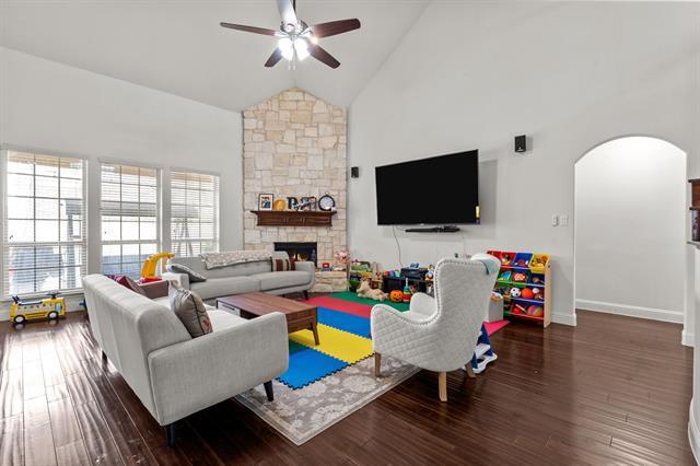 Building Photo - 3524 Hutch Dr