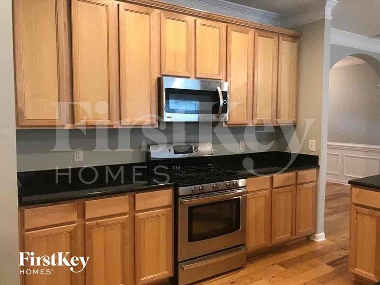 Building Photo - 1428 Paulonia Way